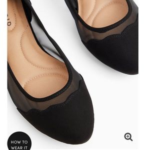 ISO! Torrid black scalloped mesh flats